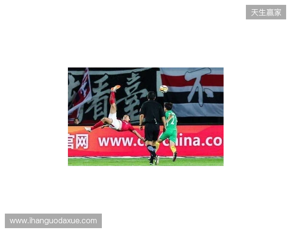 凌空落叶斩！热议杜月徵世界波：比帕瓦尔那球还漂亮！杜德里格斯