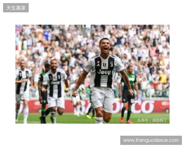 法兰克福内讧:球员场上互喷,并质疑主帅为何领先还要狂攻